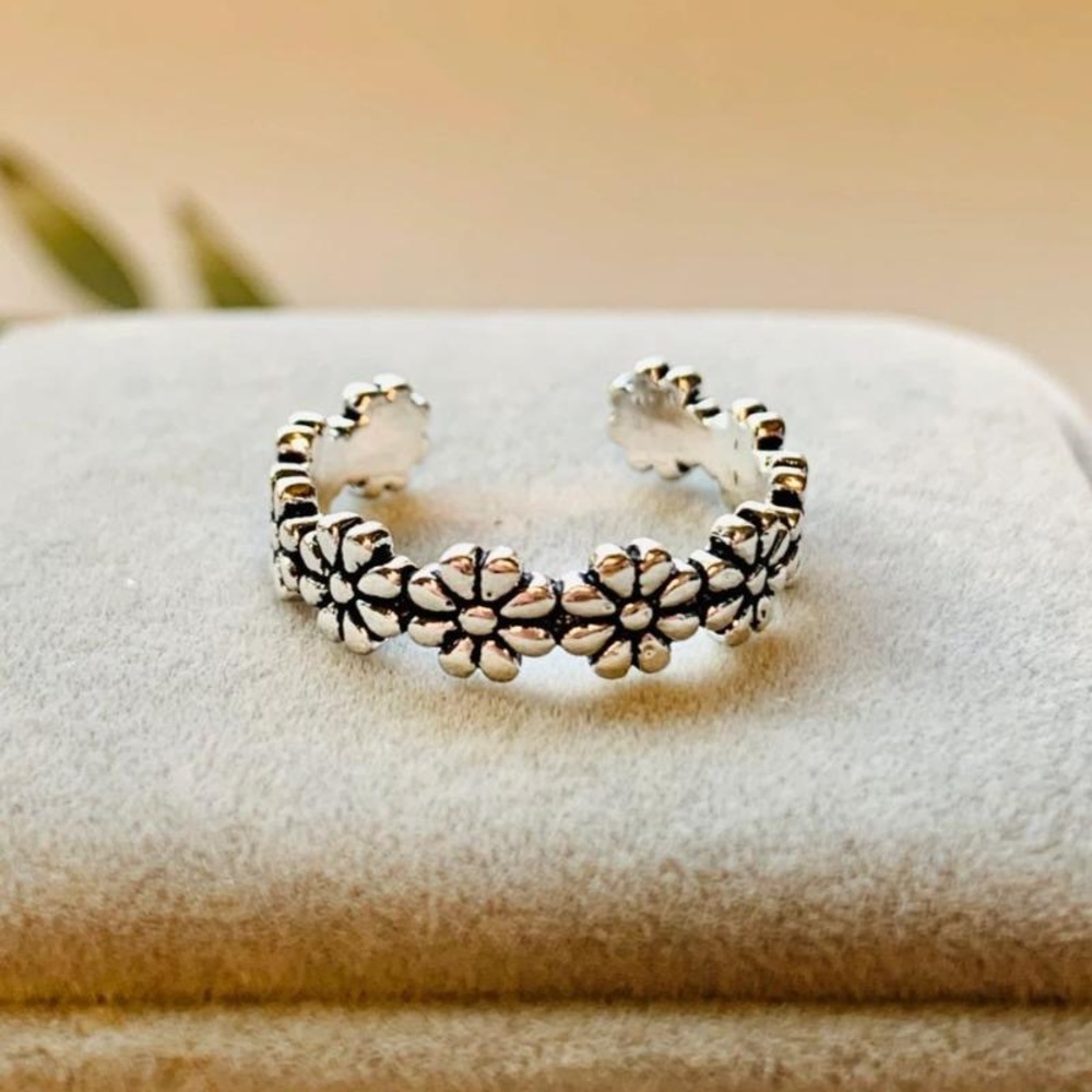 Sterling Silver Flower Band